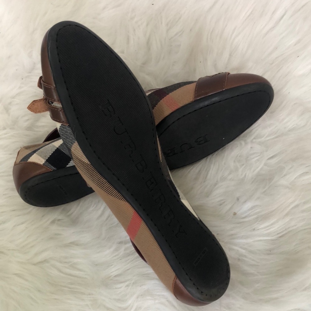 Burberry Women's Brown Checkered Buckle Ballet Flats Shoes Size 6 Made In Italy - Picture 5 of 6